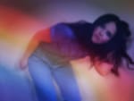 Synthwave und ein „Heart Like A Lion“: Natalie Walker kommt mit frischer Single nebst Musikvideo zurück