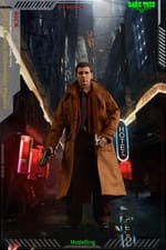 Ausgepackt: Rick DX aus „Blade Runner“ von Dark Toys